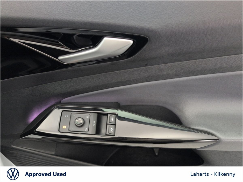 2023 Volkswagen ID.4 - image 23