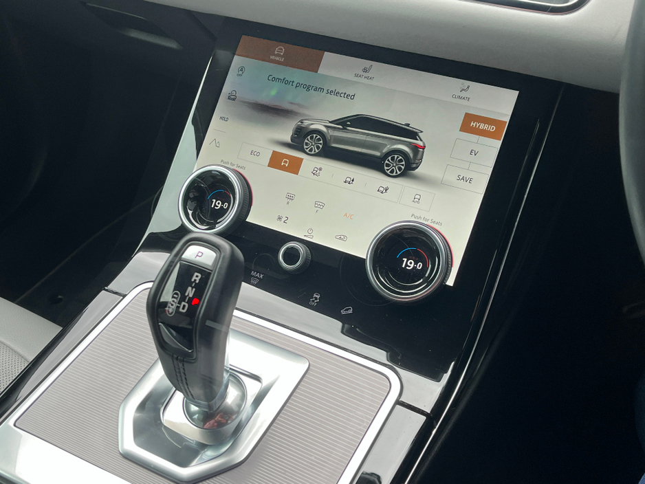 2021 Land Rover Range Rover Evoque - image 28