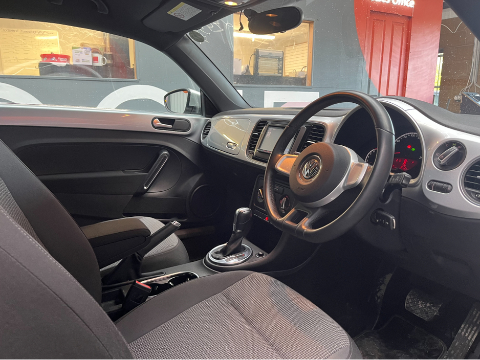 2014 Volkswagen Beetle €10950 2014 VOLKSWAGEN BEETLE DESIGN 1.2 AUTOMATIC €10,950