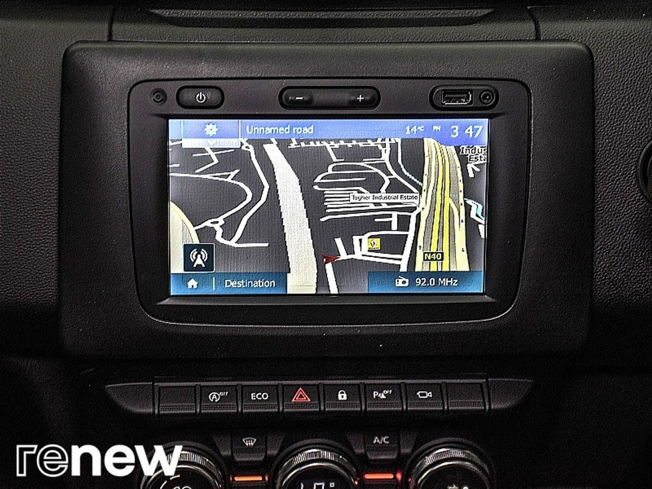 2022 Dacia Duster - image 27