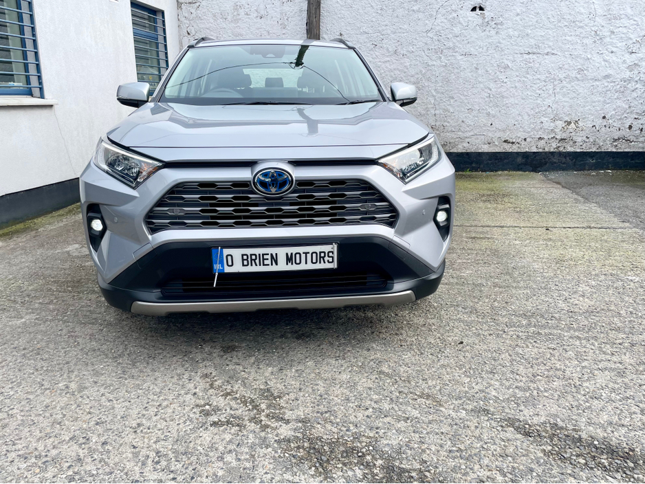 2024 Toyota Rav4 - image 40