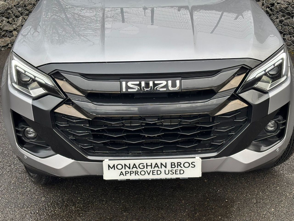 2025 Isuzu D-MAX V-CROSS AUTO DCB €49,789