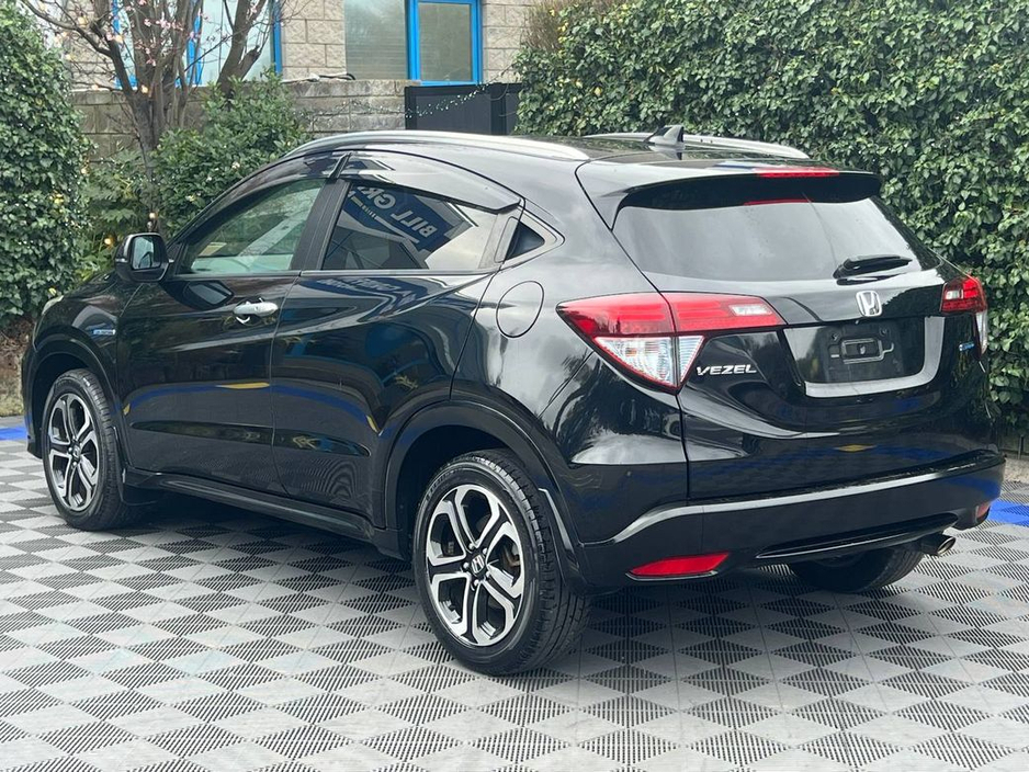 2016 Honda Vezel - image 5