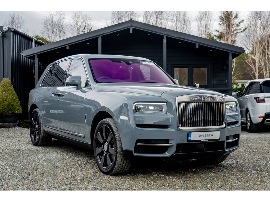 2023 Rolls-Royce Cullinan  €489,950
