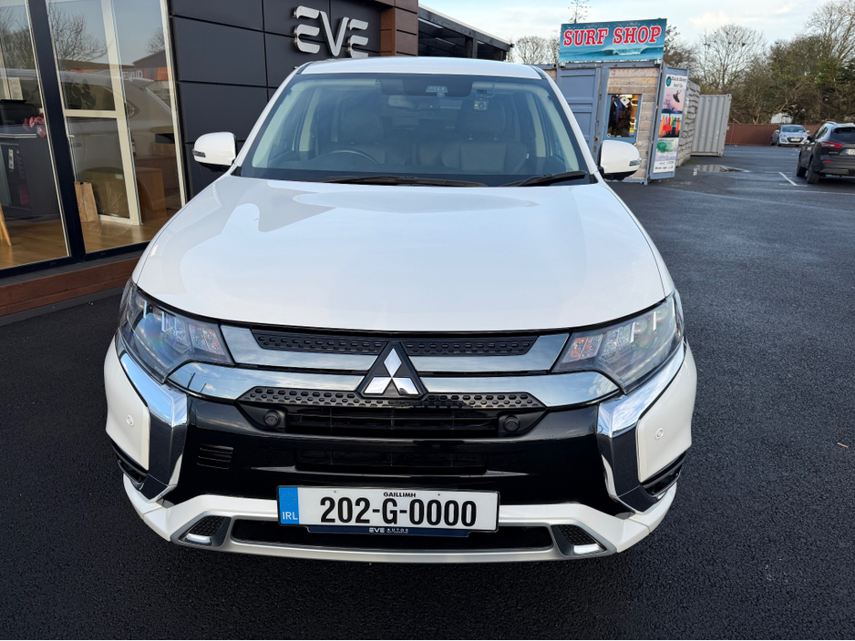 2020 Mitsubishi Outlander 4X4 Plug-in Hybrid - High Spec - Like New €24,750