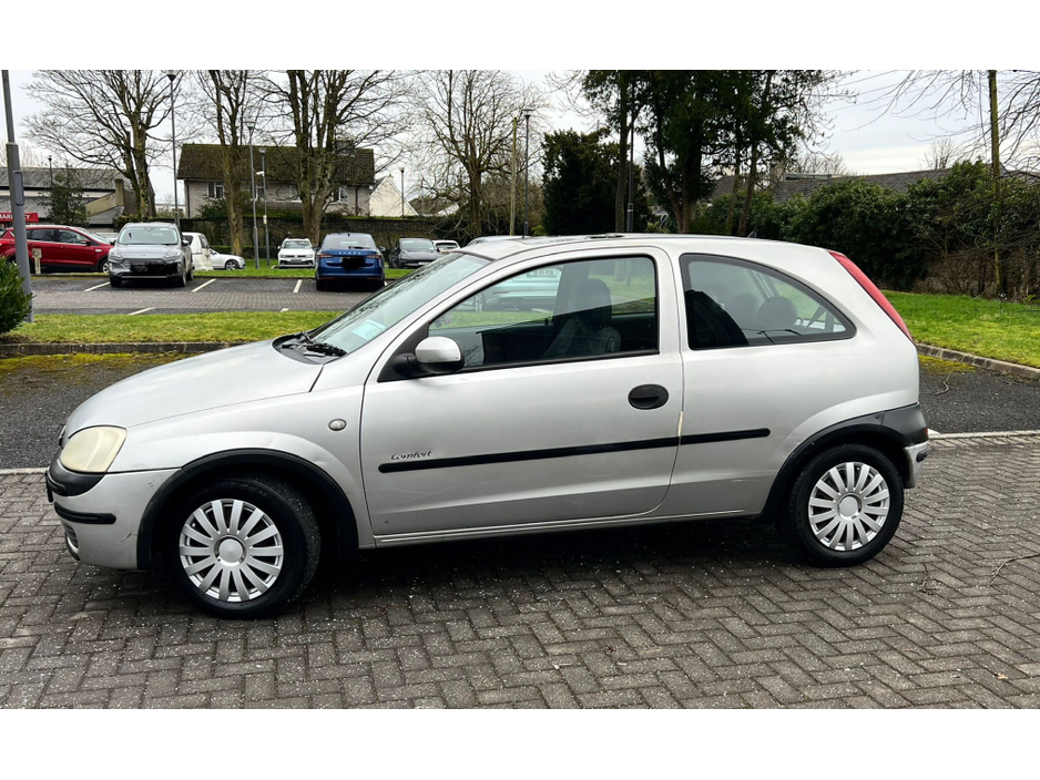 2002 Opel Corsa - image 7