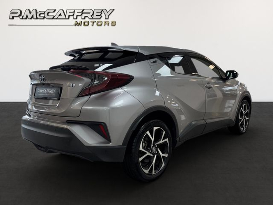 2018 Toyota C-HR - image 5