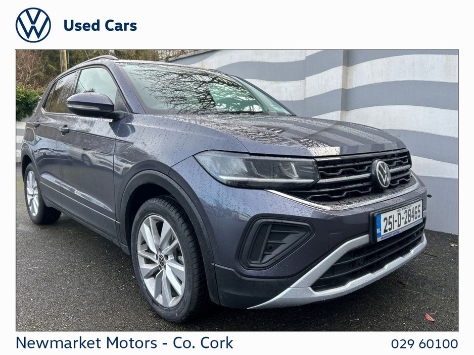 2025 Volkswagen T-Cross - image 11