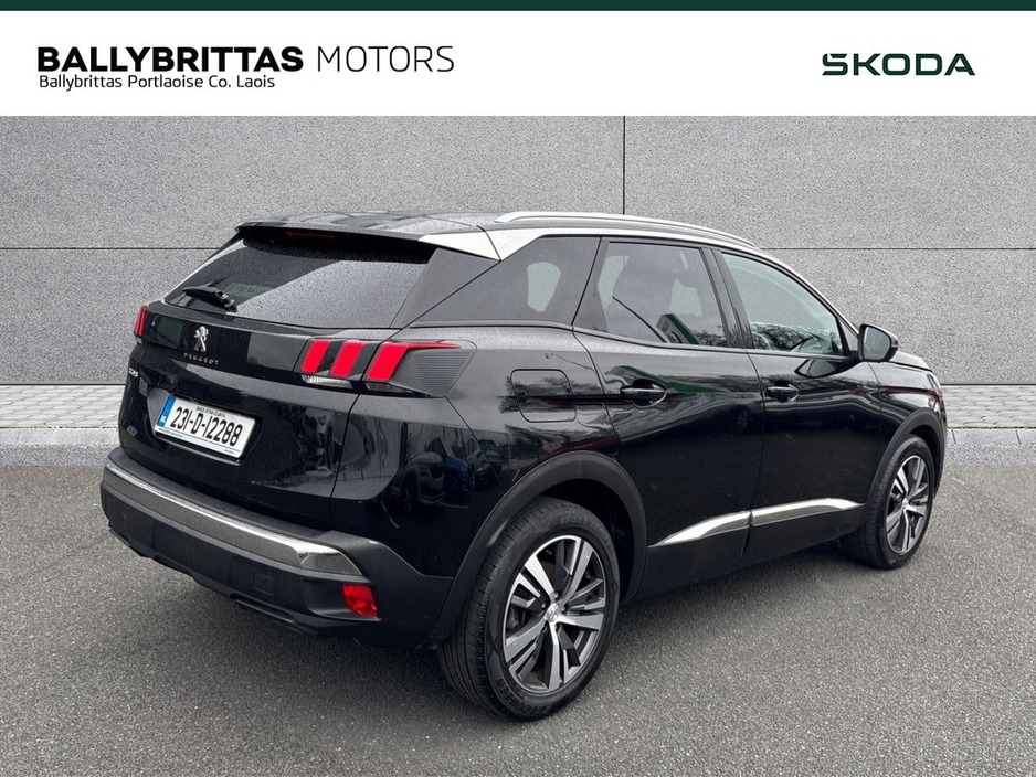 2023 Peugeot 3008 - image 5