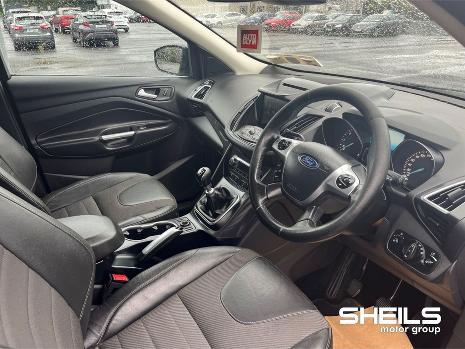 2016 Ford Kuga - image 11