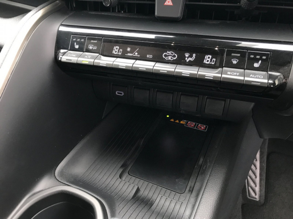 2024 Toyota C-HR HYBRID SOL - GRANDONS €33,995