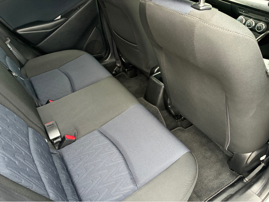 2016 Mazda Demio - image 12