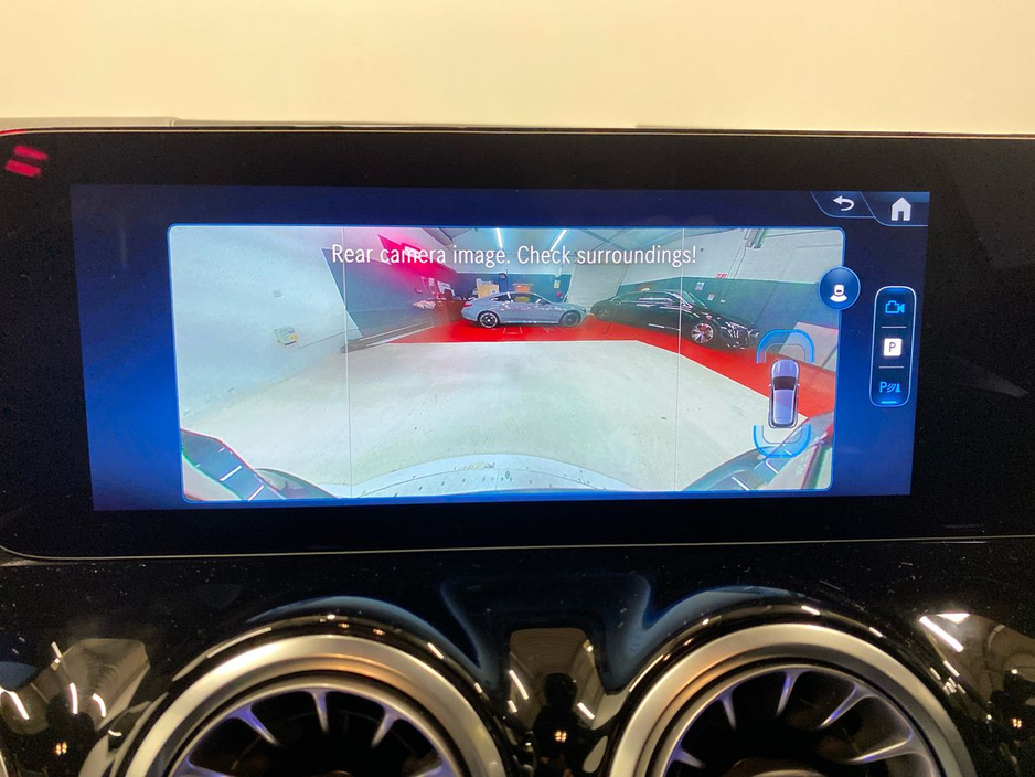 2024 Mercedes-Benz GLA Class - image 17