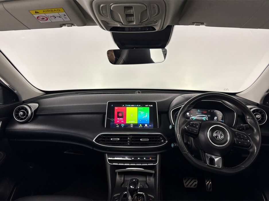 2021 MG HS EXCLUSIVE PHEV AUTO**PANORAMIC ROOF**DIGITAL DASH**TOUCH SCREEN APPLE CAR PLAY**MULTIFUNCTIONAL STEERING WHEEL**HEATED LEATHER SEATS**ELECTRIC SEATS**ELECTRIC FOLDING MIRRORS**ELECTRIC TAILGATE** €24,995