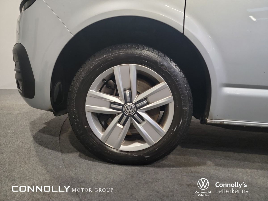 2024 Volkswagen Transporter - image 6