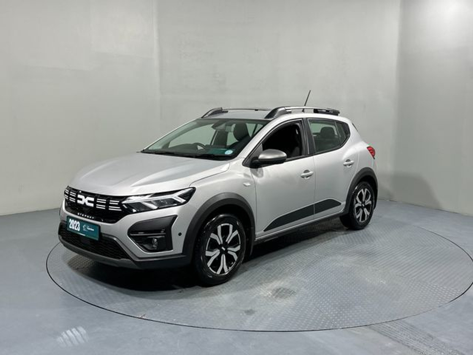 2023 Dacia Sandero Stepway Journey Automatic 1.0 Petrol €18,800