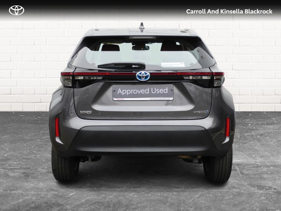 2024 Toyota Yaris Cross Hybrid Luna €27,950