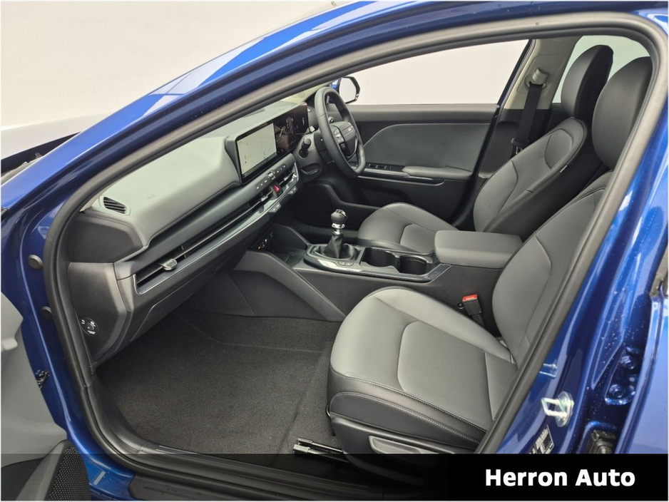 2026 Kia K4 - image 16