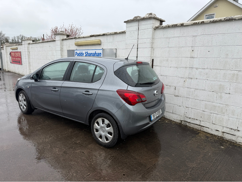 2019 Opel Corsa - image 5