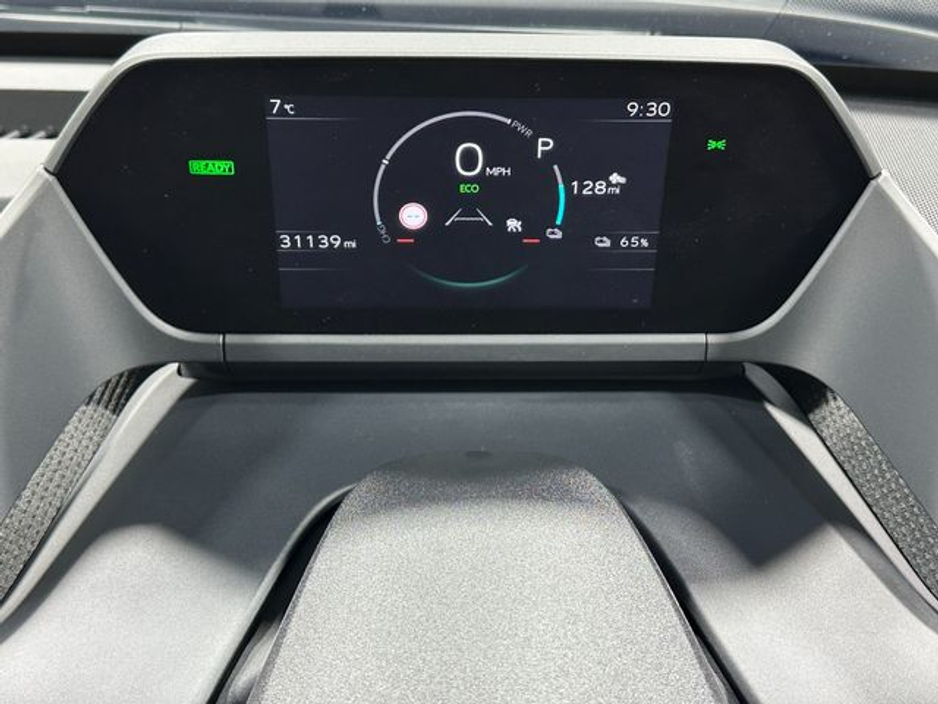 2024 Toyota bZ4X - image 21