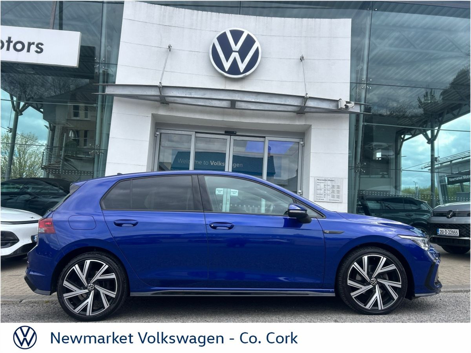 2024 Volkswagen Golf - image 8