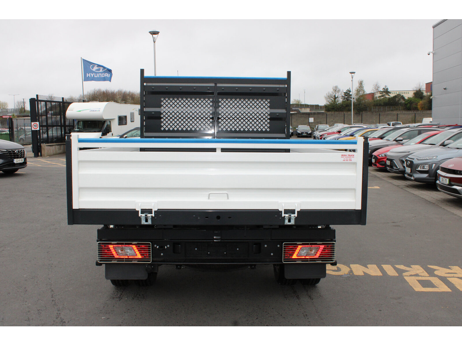 2026 Ford Transit - image 4