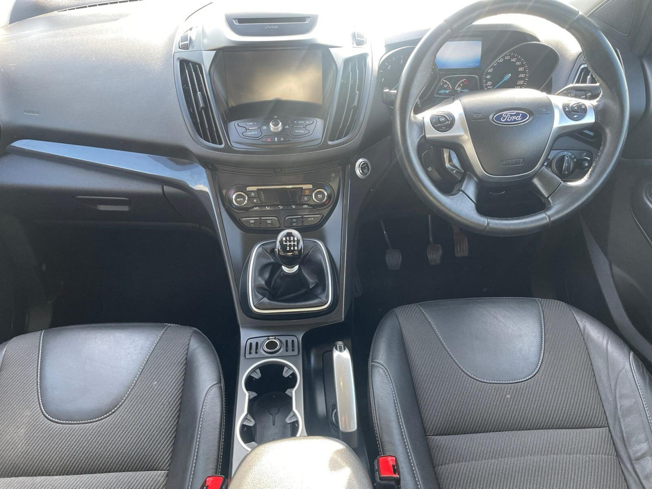 2016 Ford Kuga - image 11