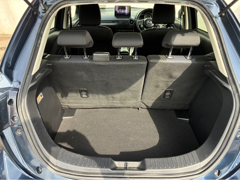 2016 Mazda Demio - image 9