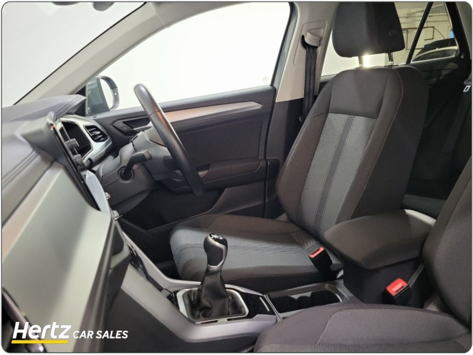 2023 Volkswagen T-Roc LIFE TSI 1.0 Petrol Manual €25,795
