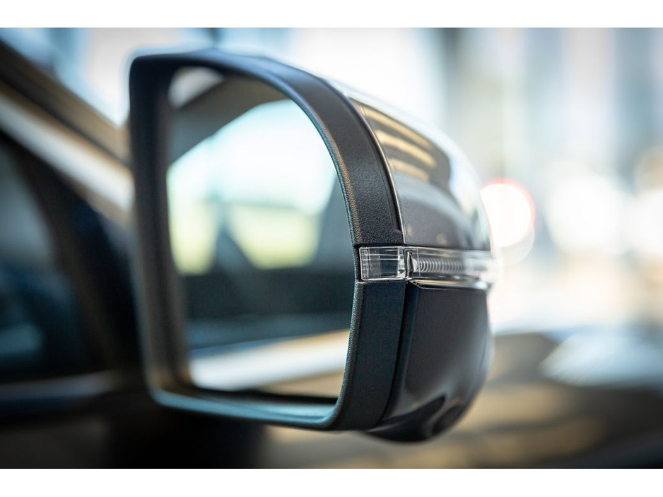 2025 BYD Seal U DM-I COMFORT €43,899