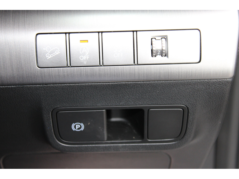 2023 Hyundai Kona - image 25