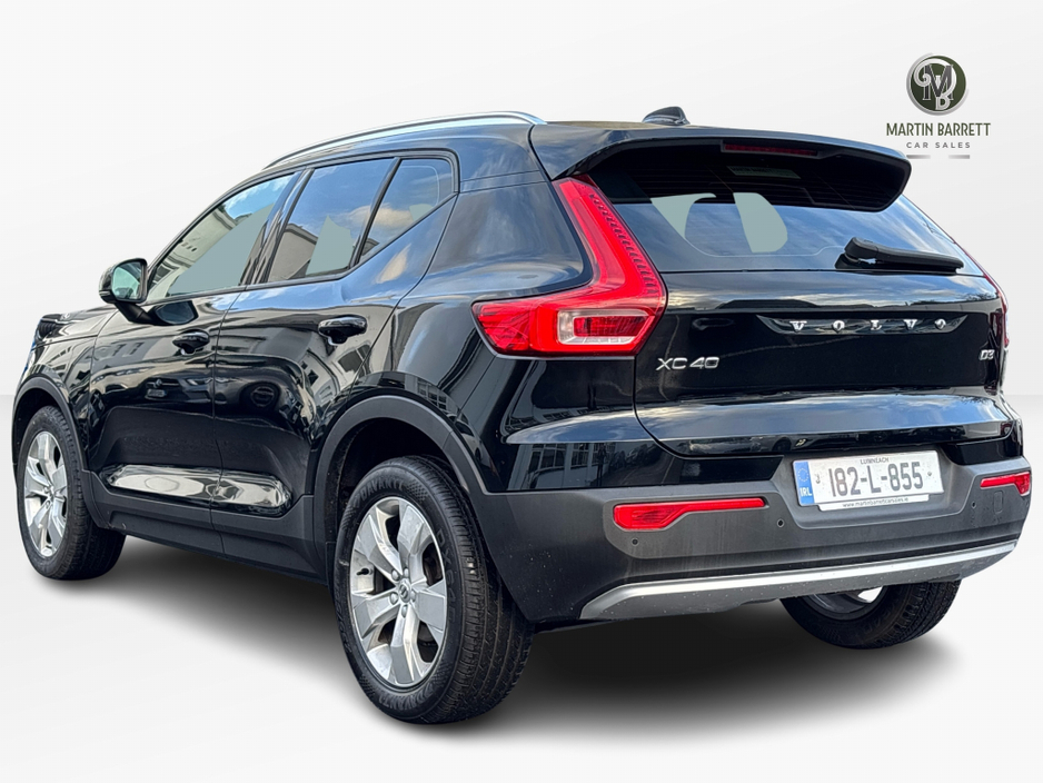 2018 Volvo XC40 - image 3