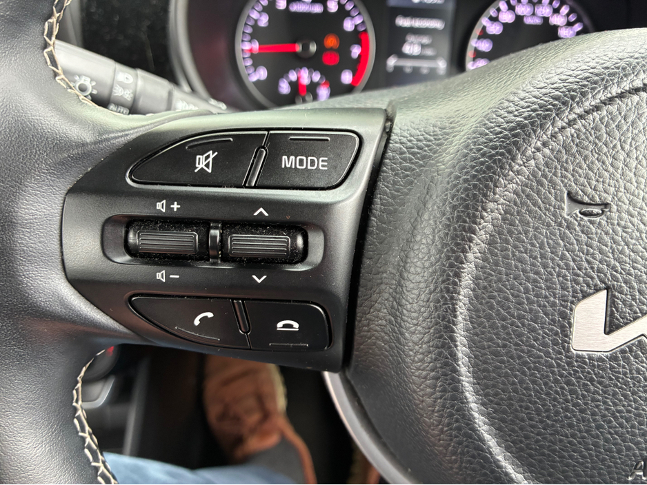 2023 Kia Picanto - image 20