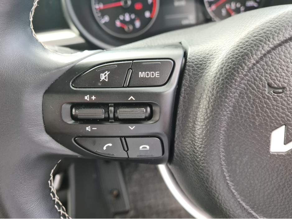 2023 Kia Picanto - image 8