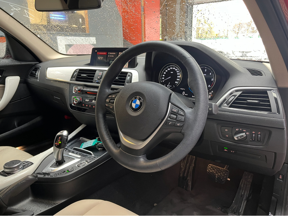 2018 BMW 1 Series - image 9