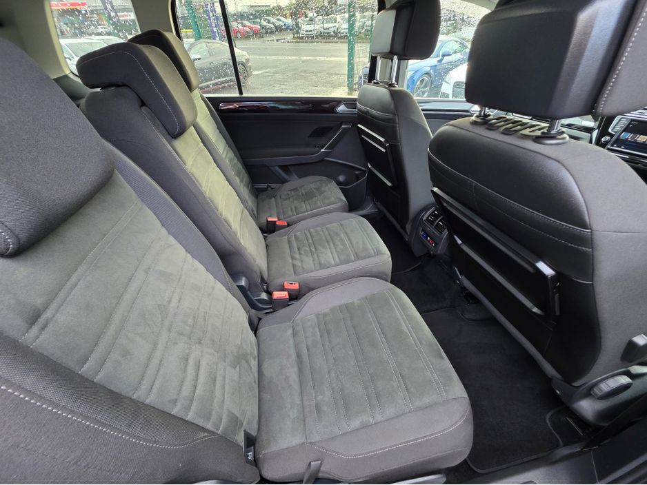2016 Volkswagen Touran ( 162 REG 1.4 HIGHLINE 7 SEATER CARPLAY ANDROID AUTO LARGE TOUCH SCREEN - SPECIALISING IN IMPORTS OF GERMAN AUTOMATIC HI SPEC €16,950