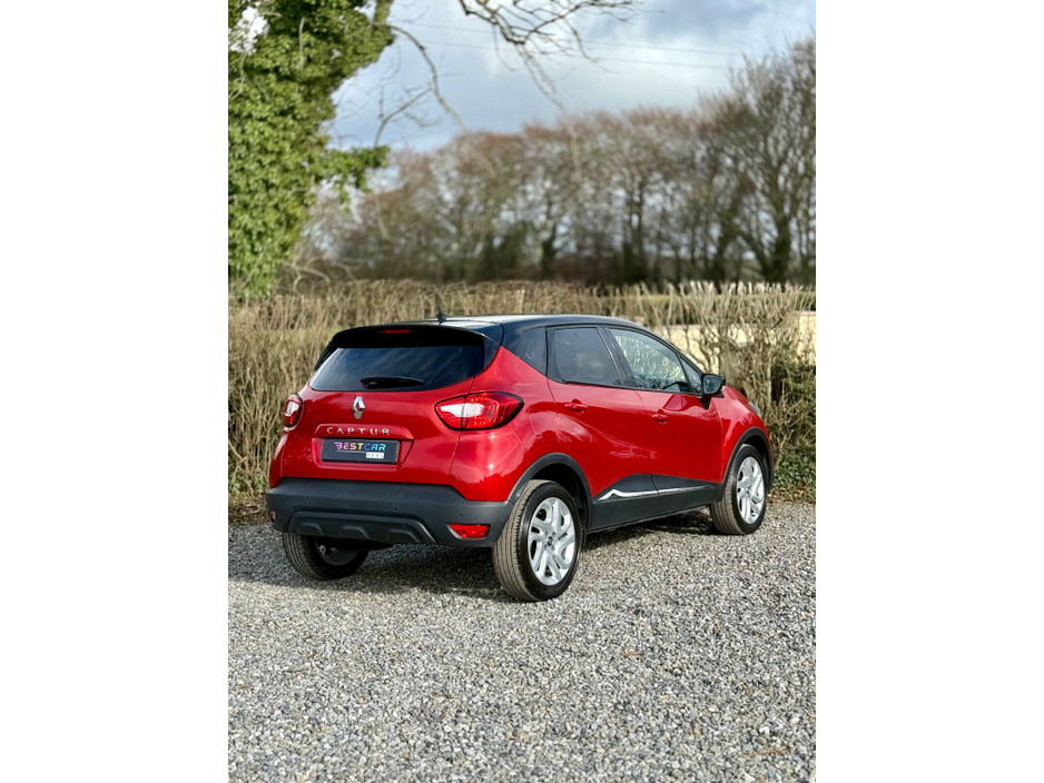 2019 Renault Captur - image 11