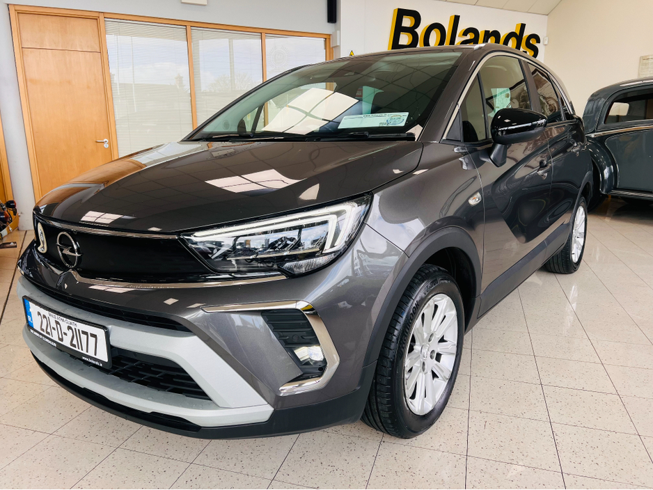 2022 Opel Crossland X - image 9