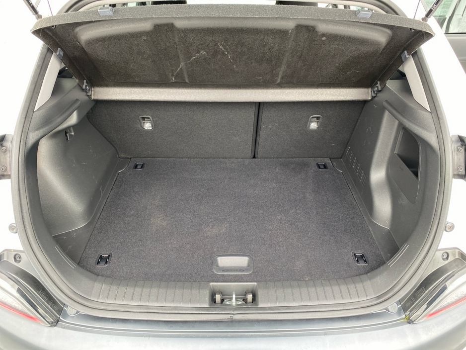 2023 Hyundai Kona - image 20