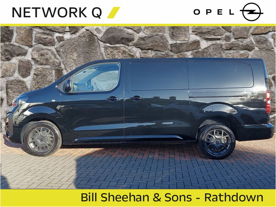 2025 Opel Vivaro - image 3