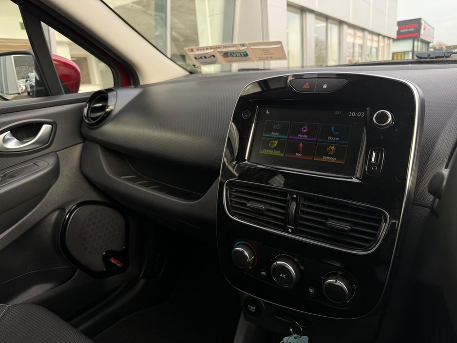 2019 Renault Clio - image 7