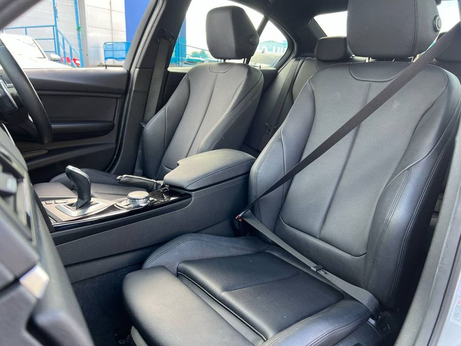 2015 BMW 3 Series 320d M-SPORT COMPETITION // FULL SERVICE HISTORY // LANE ASSIST // HEATED LEATHER SEATS €18,750