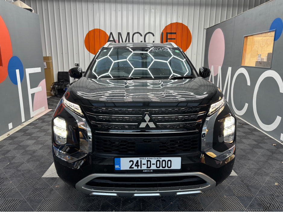 2024 Mitsubishi Outlander - image 6