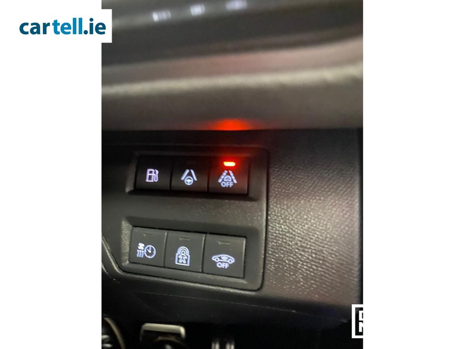 2021 Peugeot 3008 - image 20