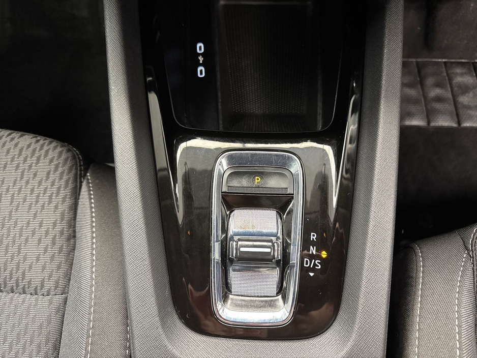 2023 Skoda Octavia - image 16