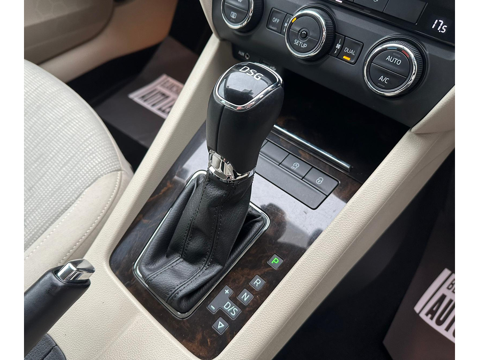 2014 Skoda Octavia 1.6 TDI ELEGANCE DSG 105BHP AUTO €9,950