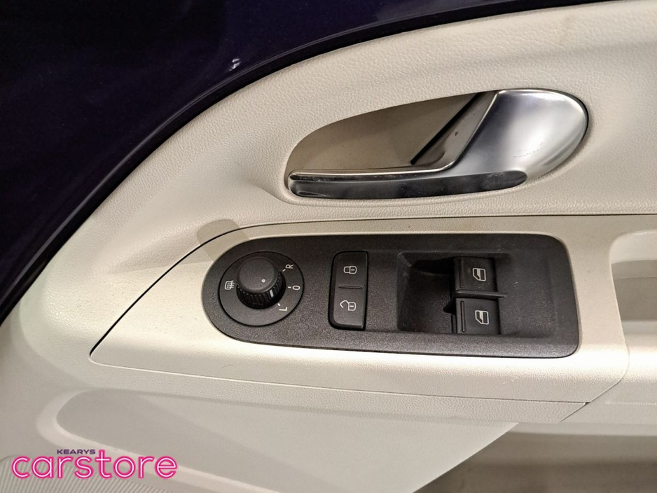 2017 Volkswagen up! 1.0 PET AUTO €11,480