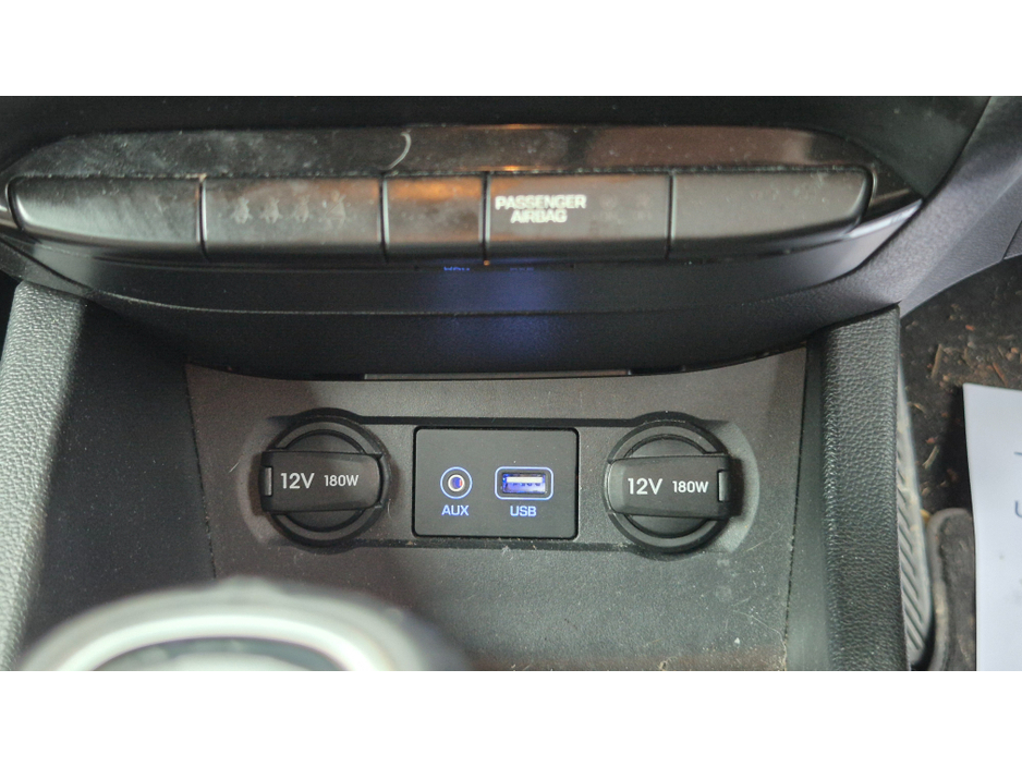 2015 Hyundai i20 - image 12