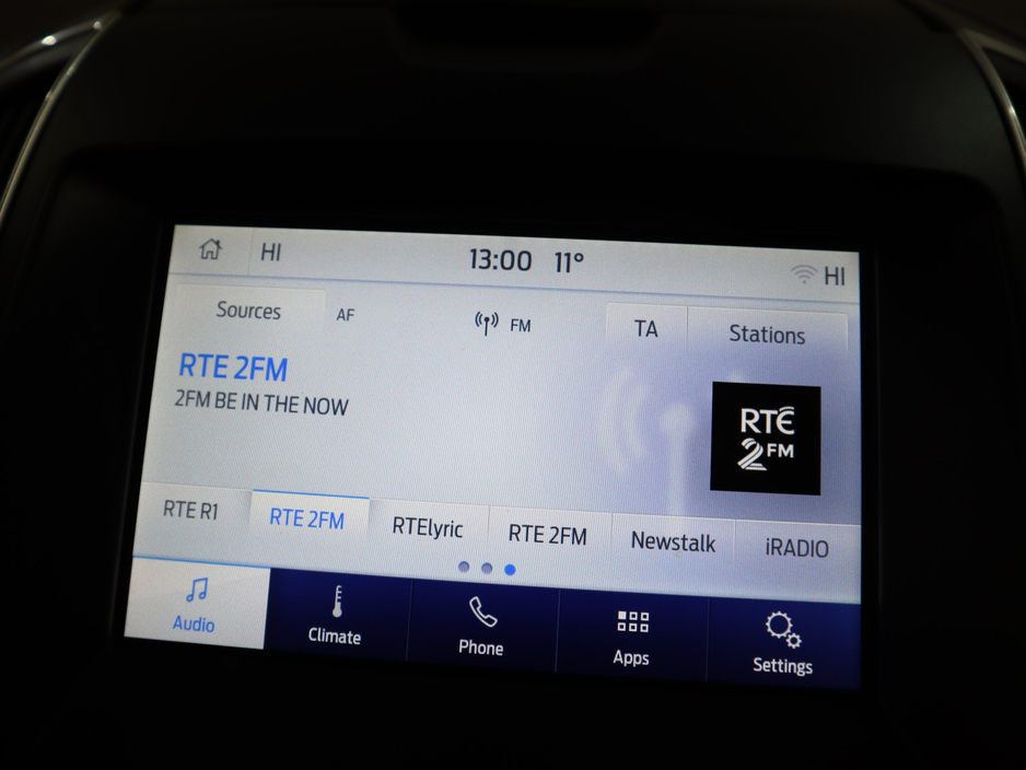 2019 Ford Galaxy - image 17