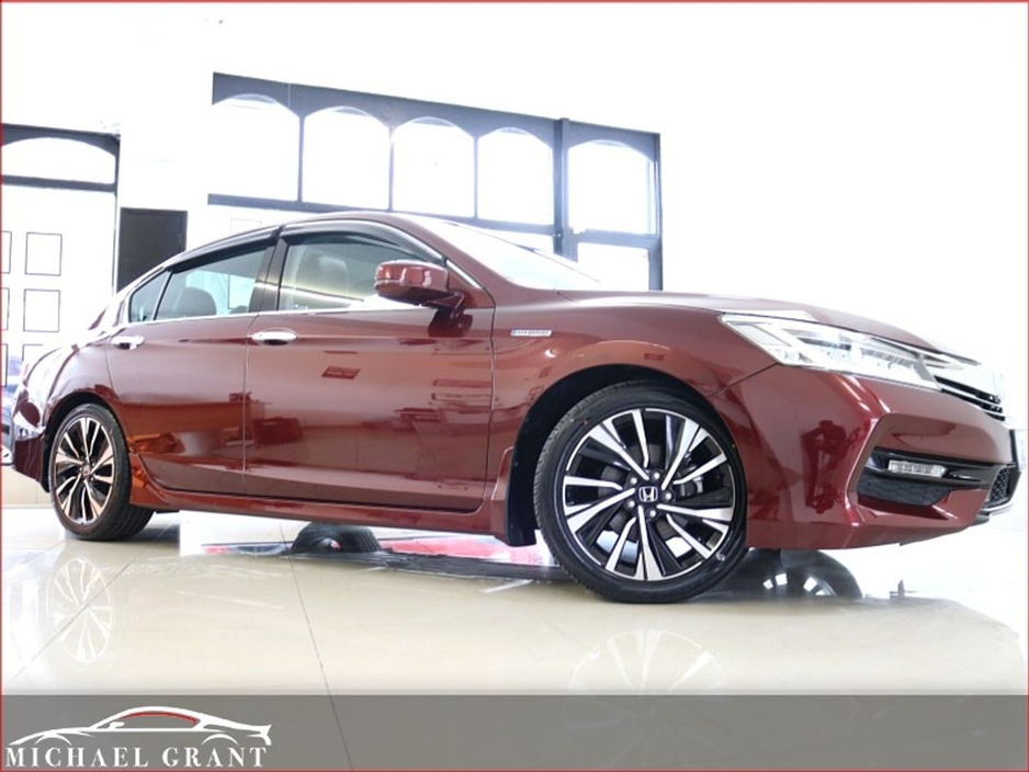 2016 Honda Accord - image 10